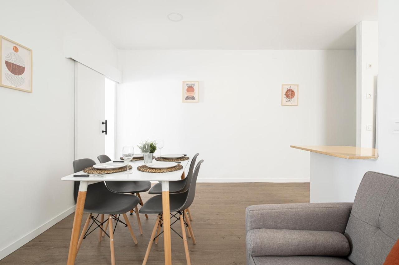 Apartment Beach Picasso Sant Adria de Besos Exterior photo