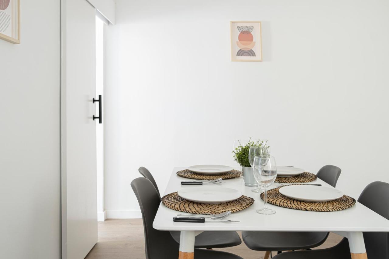 Apartment Beach Picasso Sant Adria de Besos Exterior photo