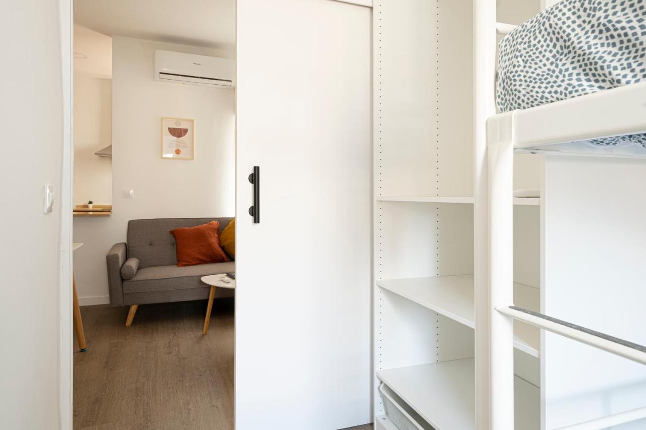 Apartment Beach Picasso Sant Adria de Besos Exterior photo
