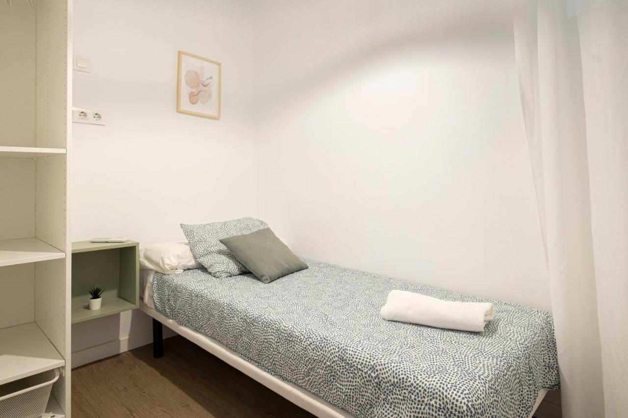 Apartment Beach Picasso Sant Adria de Besos Exterior photo