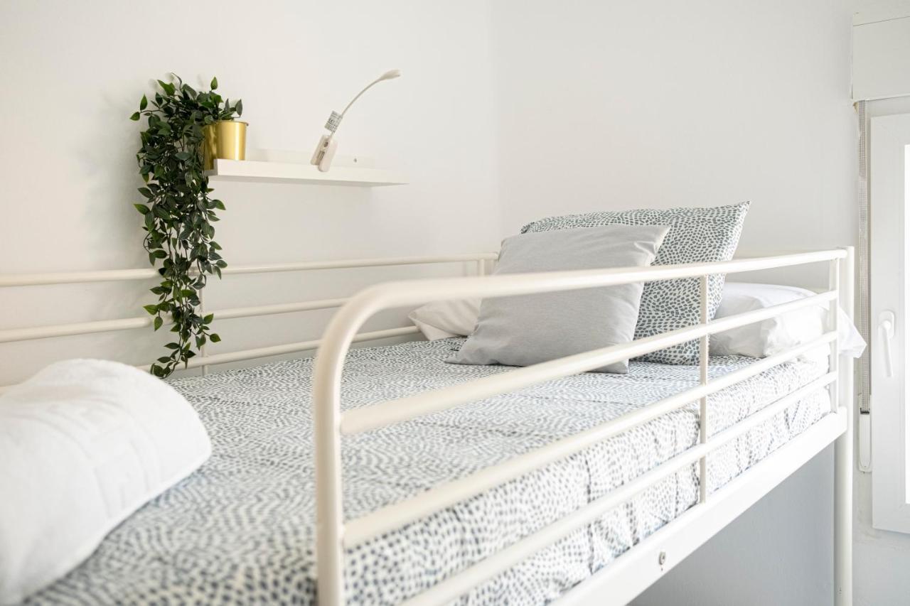 Apartment Beach Picasso Sant Adria de Besos Exterior photo
